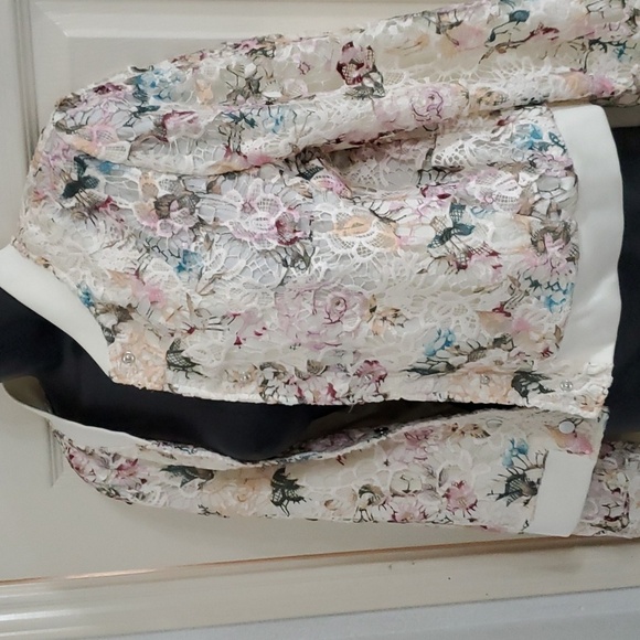 NANETTE NANETTE LEPORE ivory multi Floral crochet Lace Bomber Jacket size Medium - Picture 3 of 15